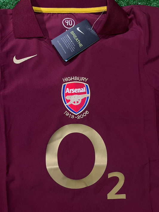 Arsenal Home Kit 05/06