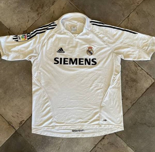 Real Madrid “Robinho” Jersey 04/05